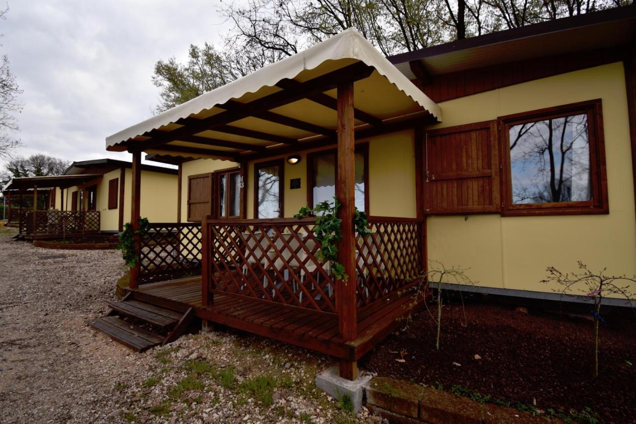 Agriturismo B&B Corte Tonolli Valeggio sul Mincio Exterior foto