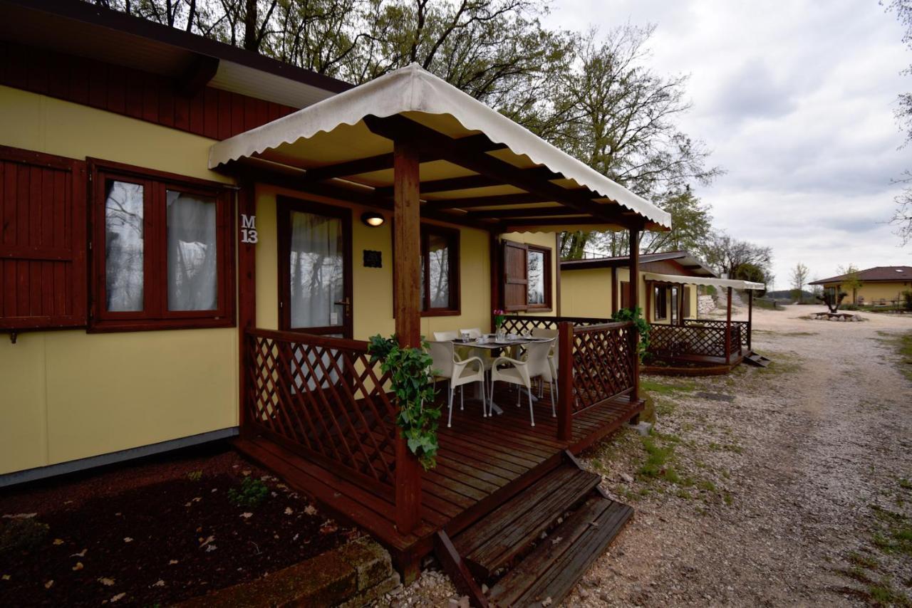 Agriturismo B&B Corte Tonolli Valeggio sul Mincio Exterior foto