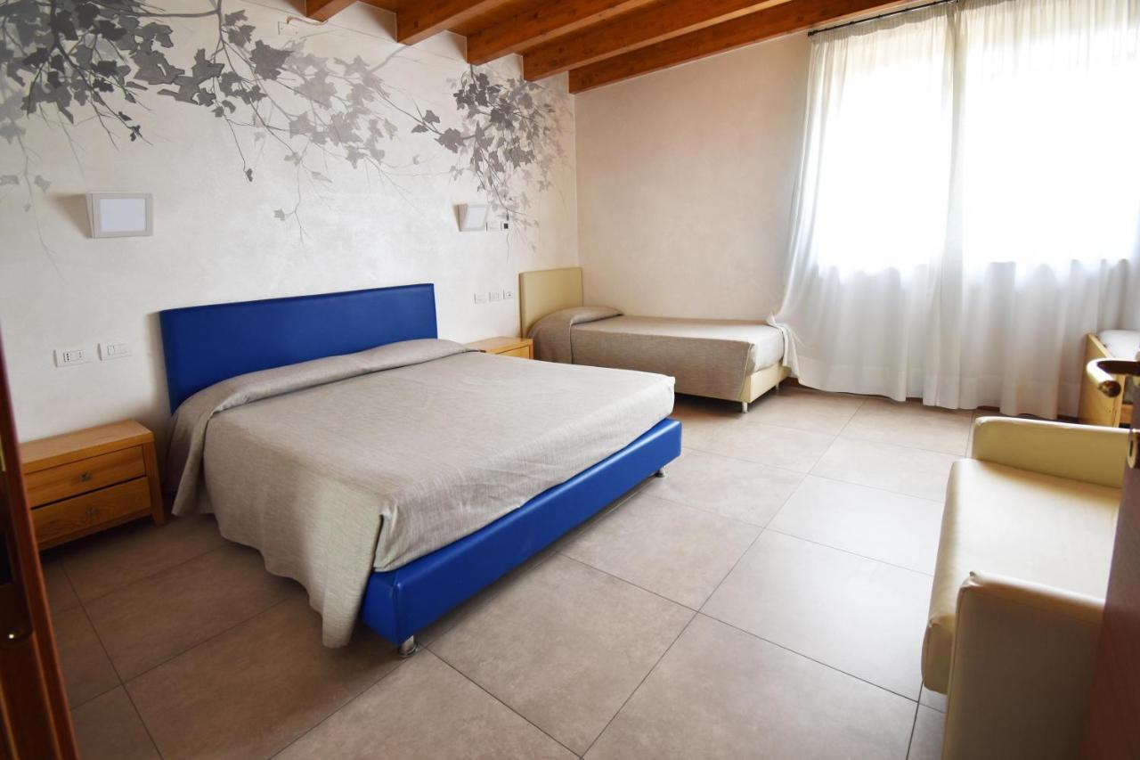 Agriturismo B&B Corte Tonolli Valeggio sul Mincio Exterior foto